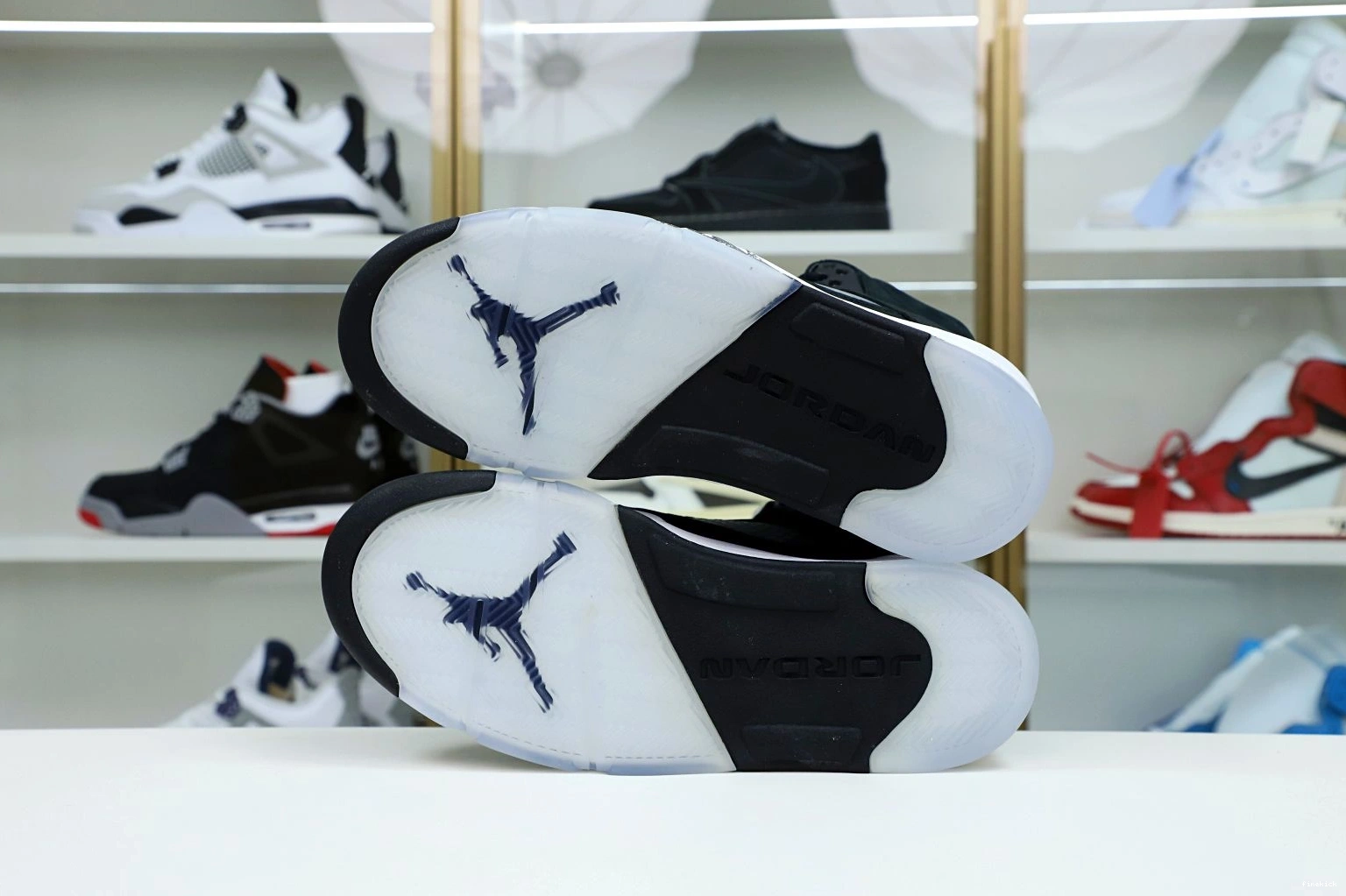 5 JORDAN 2021 RETRO AIR 'OREO' 0211